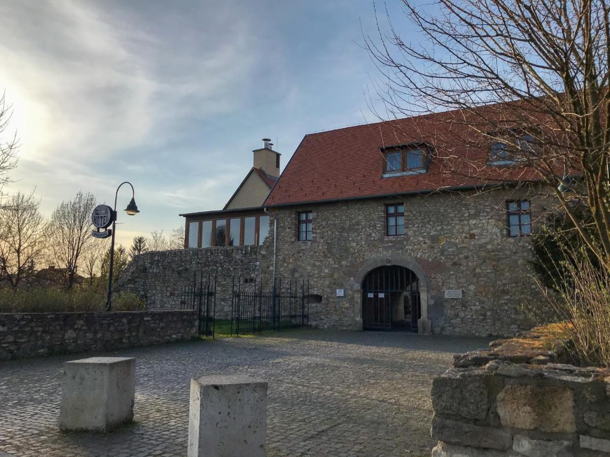 Huszarvar Hotel Kastelyszallo Szerencs Dış mekan fotoğraf